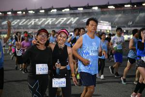 BIB: 15095, 12477, 12024
                            <button type="button" onclick="openModal(10838412)" class="btn btn-primary btn-sm float-right btn-popup" data-toggle="modal" data-target=".modal-high-quality">
                        <i class="fas fa-shopping-cart"></i> Add to Cart
                    </button>
                                            <button type="button" onclick="isThisMe(10838412, true)" class="btn btn-success btn-sm float-right btn-popup btn-isme hidden" data-toggle="tooltip" data-placement="bottom" title="นี่คือรูปของคุณใช่ไหม คลิกที่นี่เพื่อเอาเข้าอัลบั้ม">
                        <i class="fas fa-plus"></i> Add to album
                    </button>
                    <button type="button" onclick="isThisMe(10838412, false)" class="btn btn-warning btn-sm float-right btn-popup btn-isnotme hidden">
                        <i class="fas fa-ban"></i> Remove from album
                    </button>